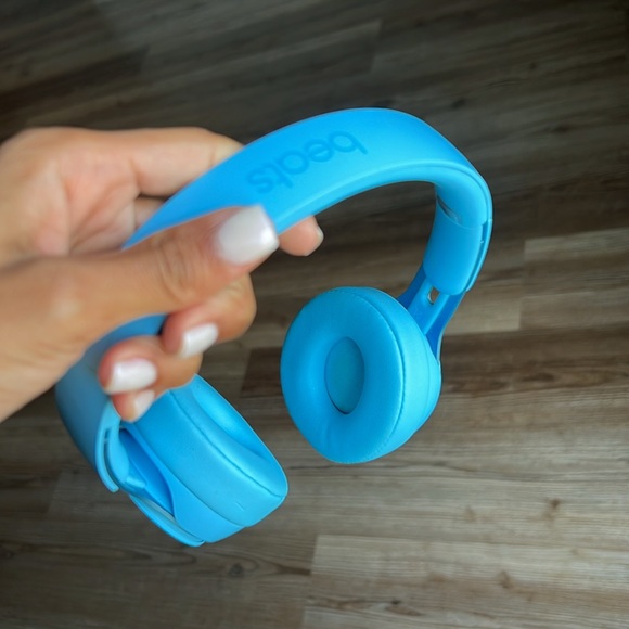 COPY - Blue beats heads phones - Picture 5 of 5